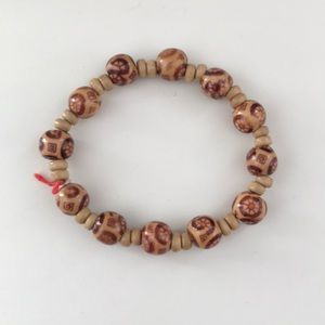 NWOT Wooden bead bracelet / anklet